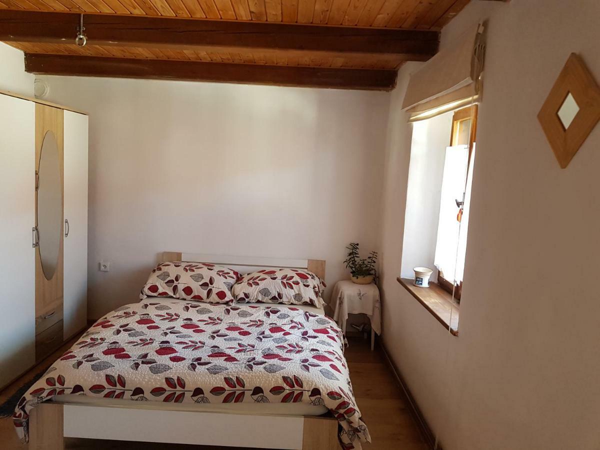 Hrncirna Apartment Klenovice  Ngoại thất bức ảnh